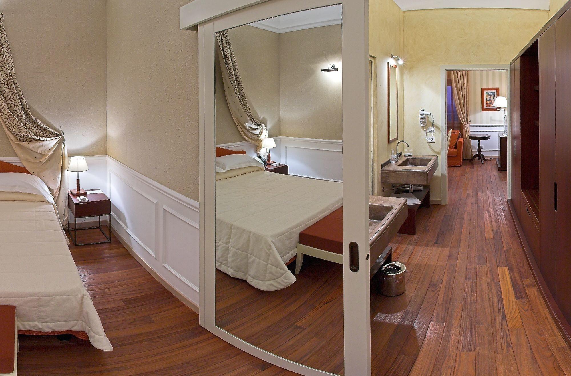 Poggio Del Sole Hotel Contrada Cimillà Eksteriør billede