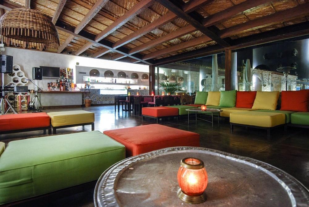 Poggio Del Sole Hotel Contrada Cimillà Eksteriør billede